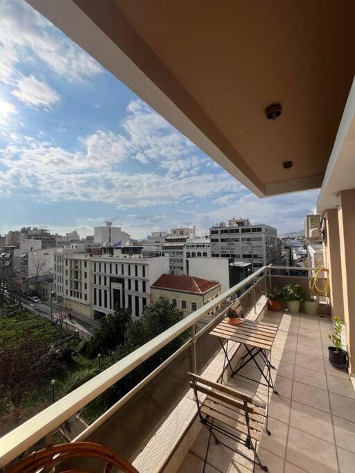 Maria'S Sunlit Apartment El Pireo Exterior foto